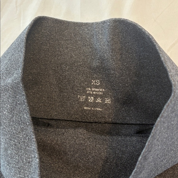 Charcoal NVGTN Leggings - Picture 5 of 5